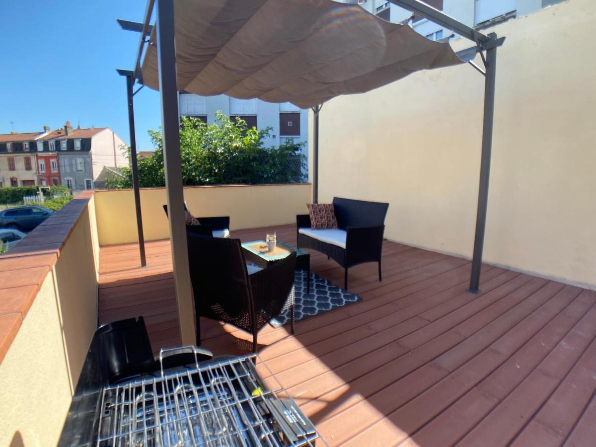Studio Climatise Et Grande Terrasse Tarbes Centre Kültér fotó