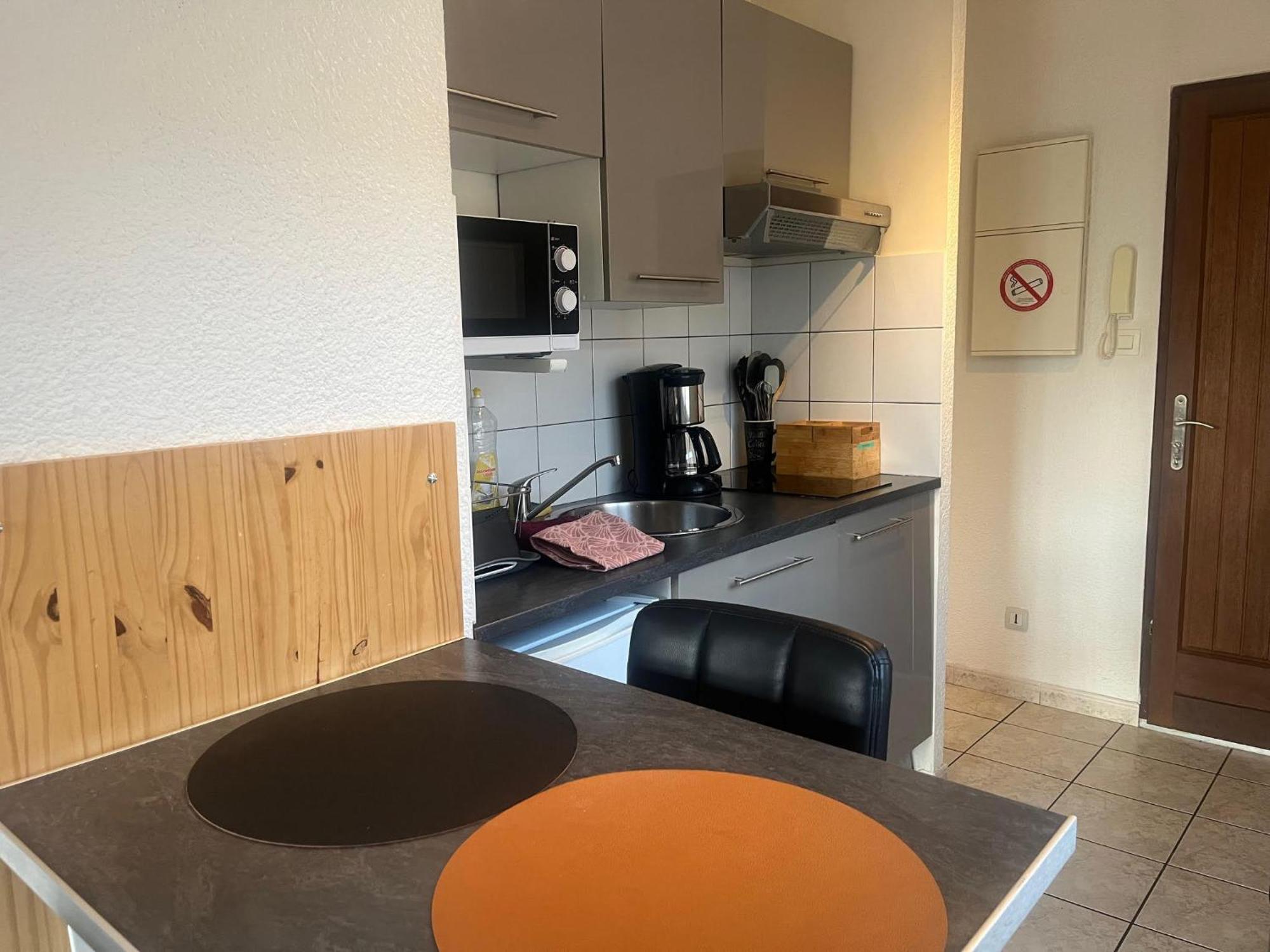 Studio Climatise Et Grande Terrasse Tarbes Centre Kültér fotó