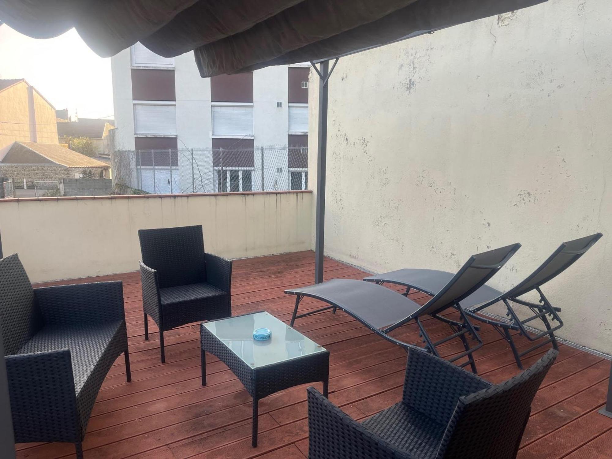 Studio Climatise Et Grande Terrasse Tarbes Centre Kültér fotó