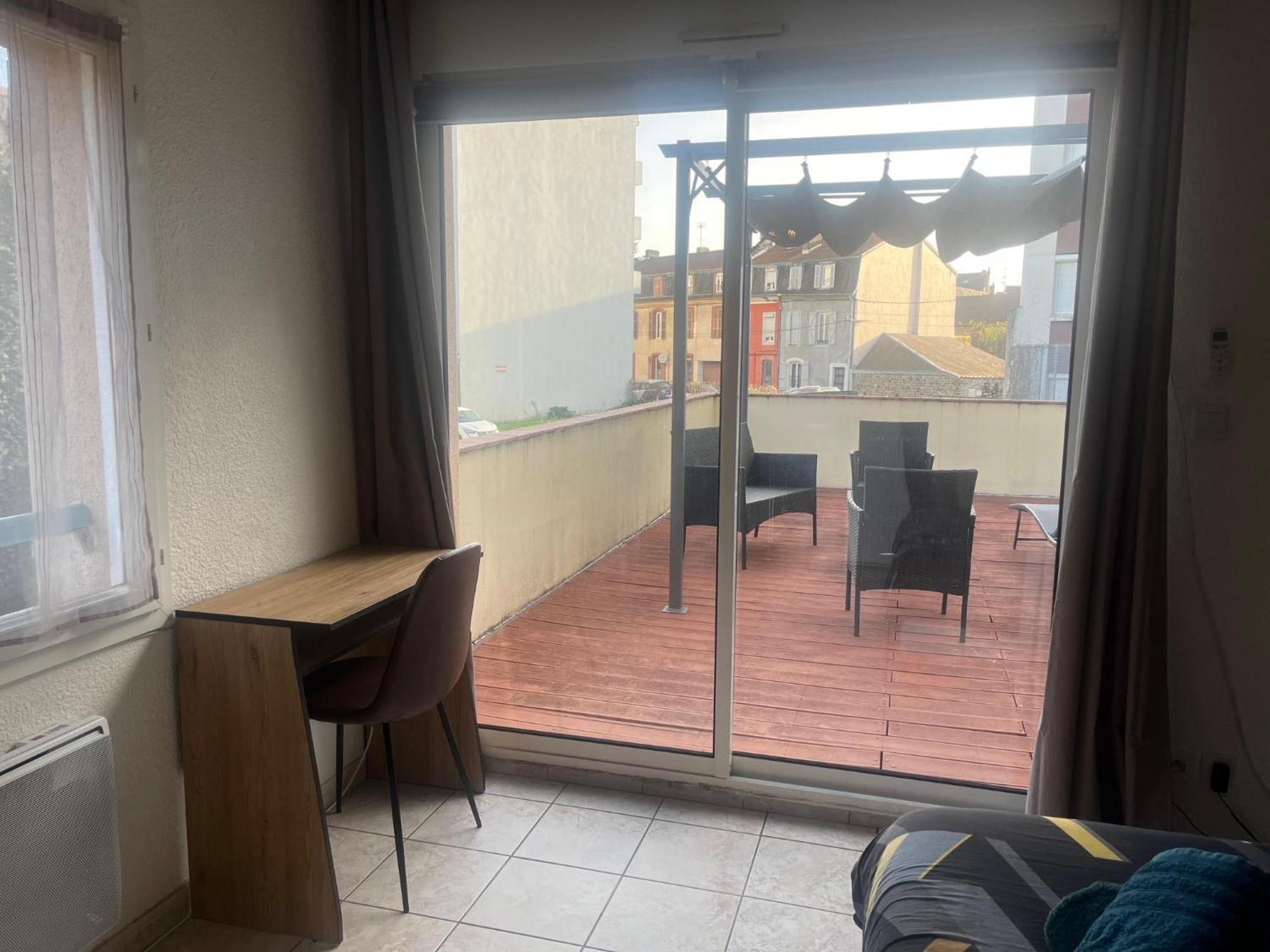 Studio Climatise Et Grande Terrasse Tarbes Centre Kültér fotó